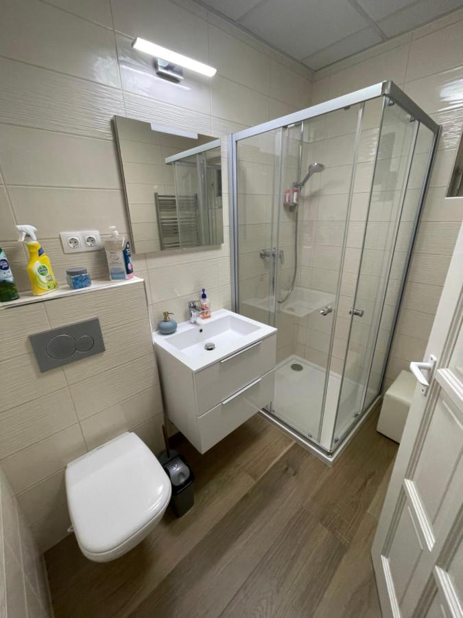 Regina Delux Apartman Gyula Εξωτερικό φωτογραφία
