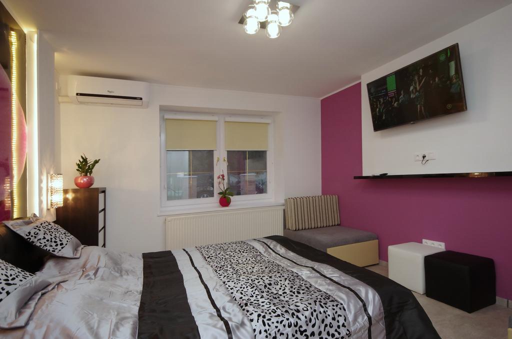 Regina Delux Apartman Gyula Εξωτερικό φωτογραφία