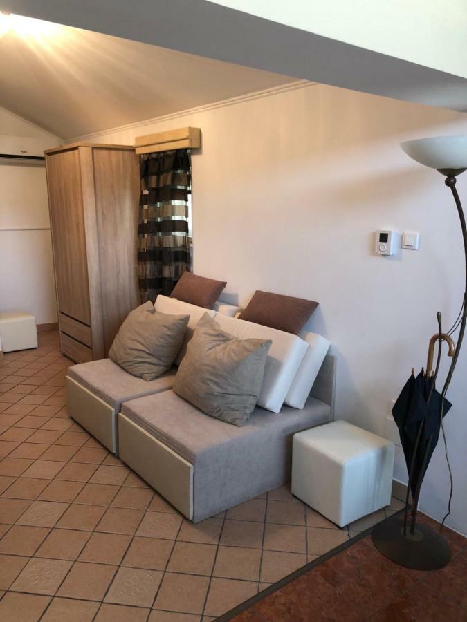 Regina Delux Apartman Gyula Εξωτερικό φωτογραφία